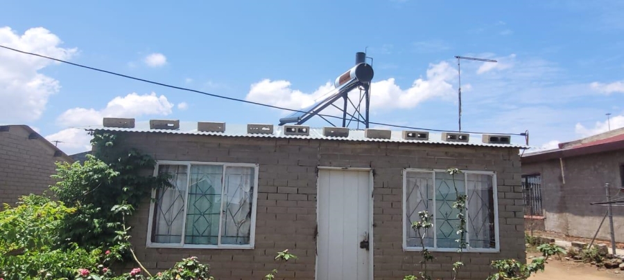 2 Bedroom Property for Sale in Botshabelo Free State